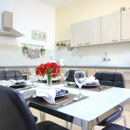 Big Modern In St Julians For 5 Persons * San Ġiljan
