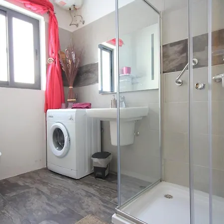 Appartement Big Modern In St Julians For 5 Persons