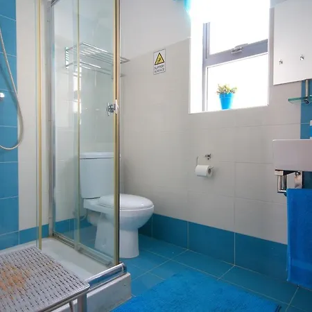 Big Modern In St Julians For 5 Persons Appartement *